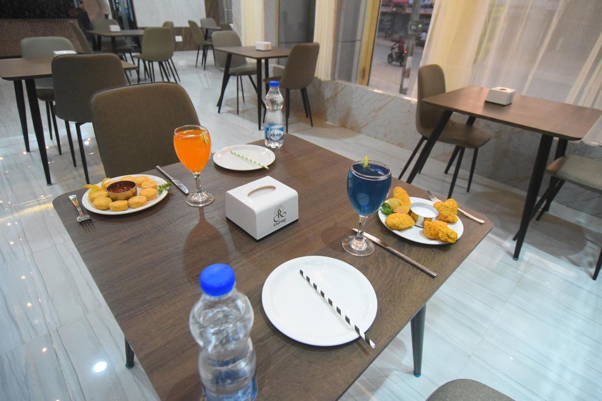 R Empire Revtree Hotel Davanagere Exterior photo