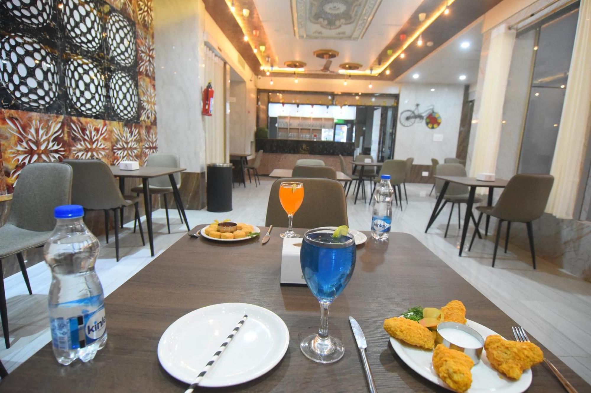 R Empire Revtree Hotel Davanagere Exterior photo
