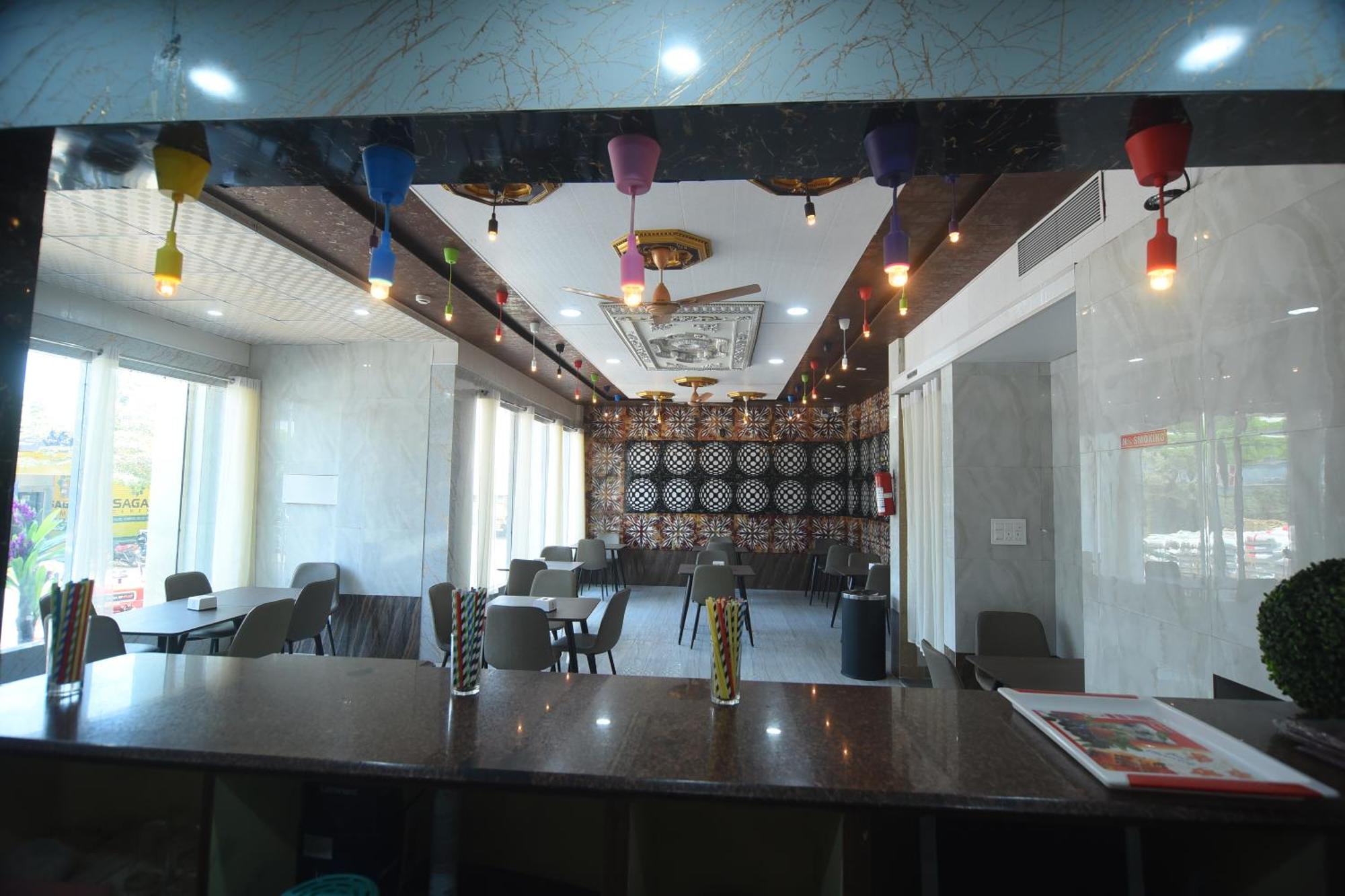 R Empire Revtree Hotel Davanagere Exterior photo